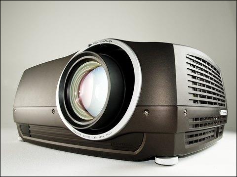 Projectiondesign_Avielo_Kroma.jpg Projectiondesign_Avielo_Kroma.jpg