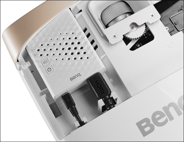 BenQ W2000_WDP02rekesz.jpg BenQ W2000_WDP02rekesz.jpg