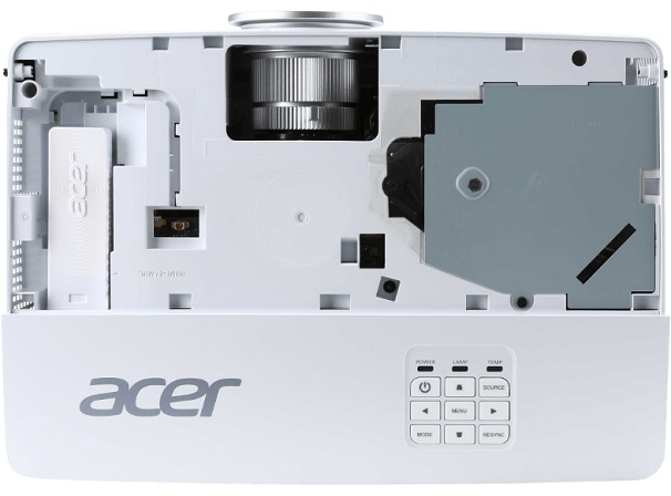 Acer H6502BD_fedel_alatt.jpg