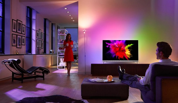 Philips 55POS901F_lifestyle.jpg Philips 55POS901F_lifestyle.jpg