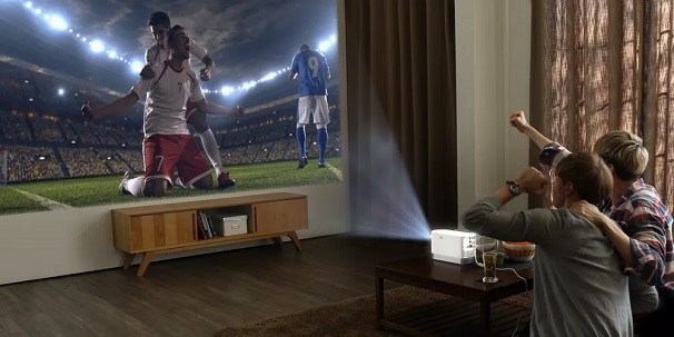 LG ProBeam HF80JA Lifestyle.jpg LG ProBeam HF80JA Lifestyle.jpg